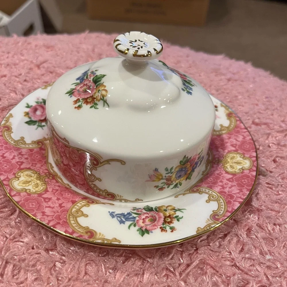 Royal Albert Lady Carlyle Bone China Floral Round Covered Butter Dish